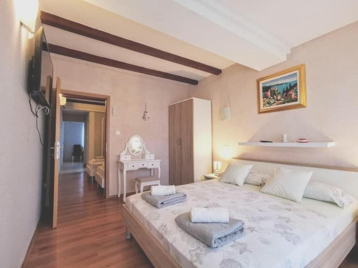 Apartments Palma Bed & Breakfast Medulin Exterior photo