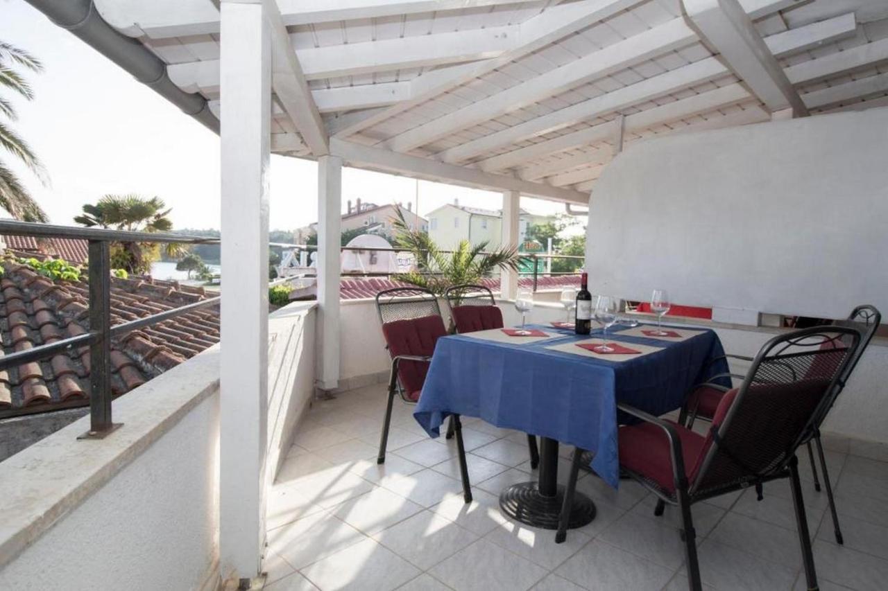 Apartments Palma Bed & Breakfast Medulin Exterior photo