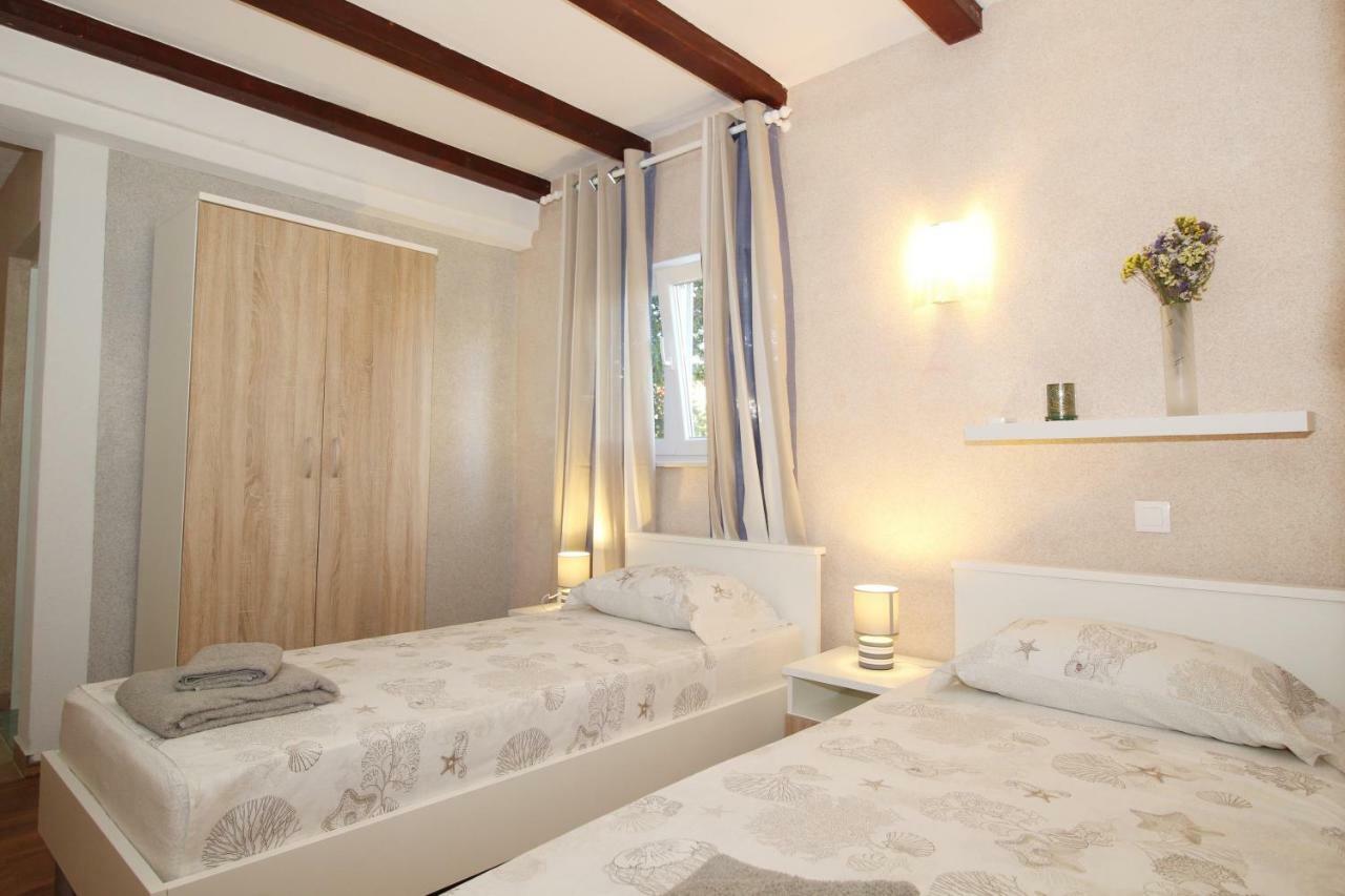 Apartments Palma Bed & Breakfast Medulin Exterior photo